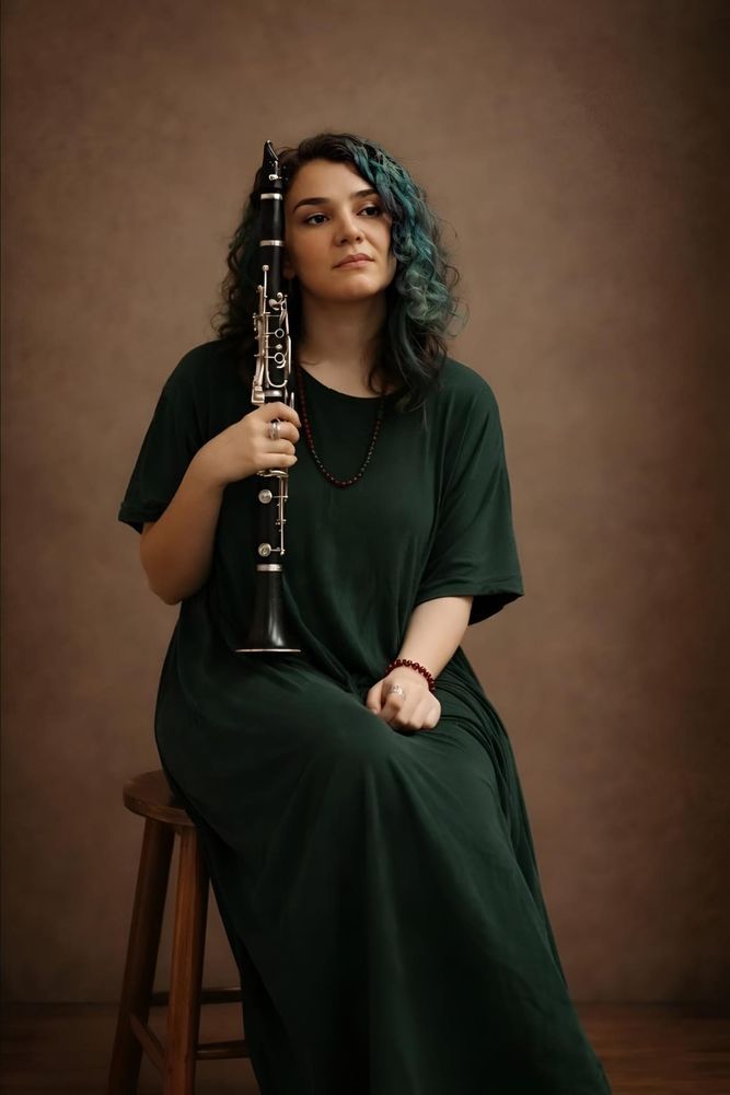 Yalda Ehsani with her clarinet